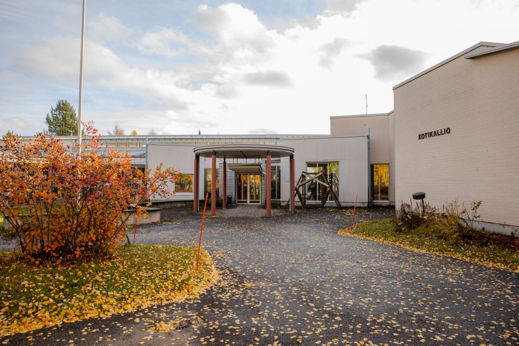 Kotikallion rakennus, jossa Juuan Digitupa sijaitsee